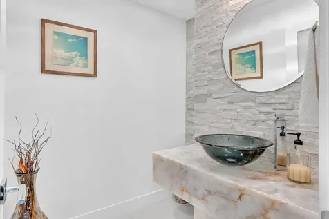 2888 NE 33rd Street Lighthouse Point FL 33064