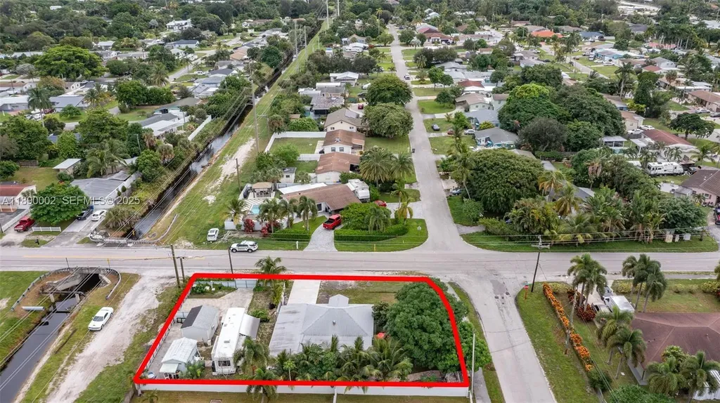 521 S Florida Mango Road West Palm Beach FL 33406