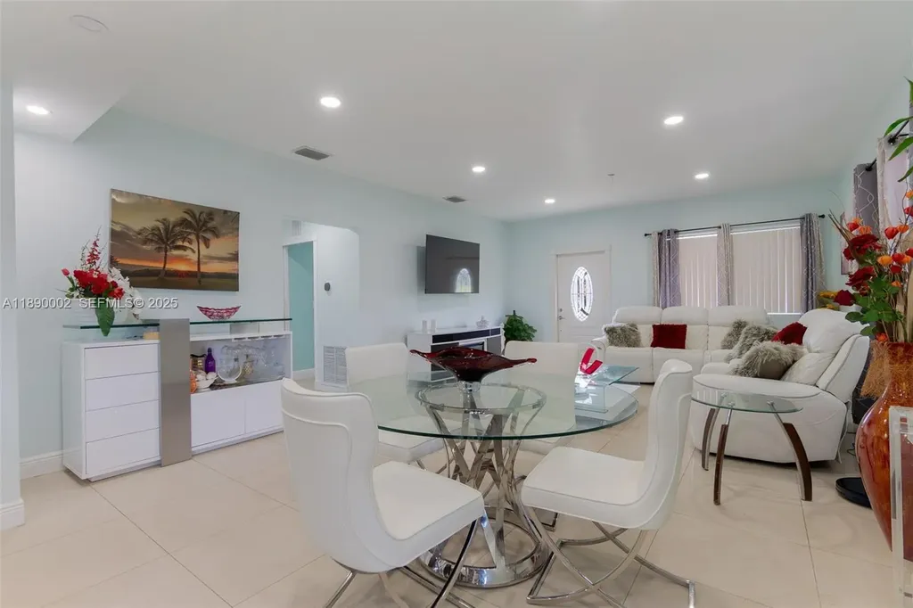 521 S Florida Mango Road West Palm Beach FL 33406