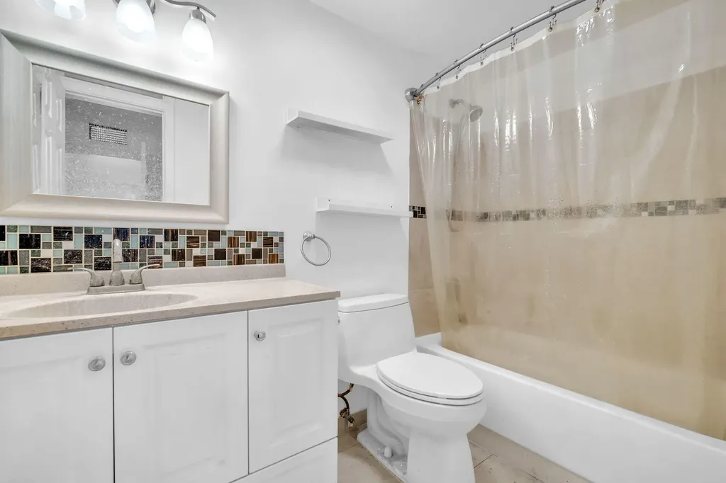 1851 NE 62nd Street Fort Lauderdale FL 33308