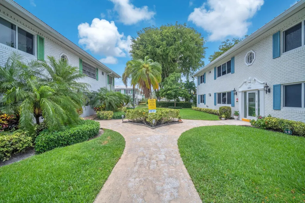 1851 NE 62nd Street Fort Lauderdale FL 33308