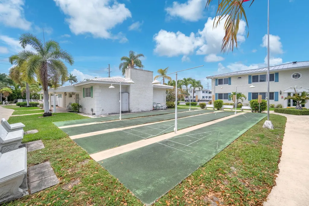 1851 NE 62nd Street Fort Lauderdale FL 33308