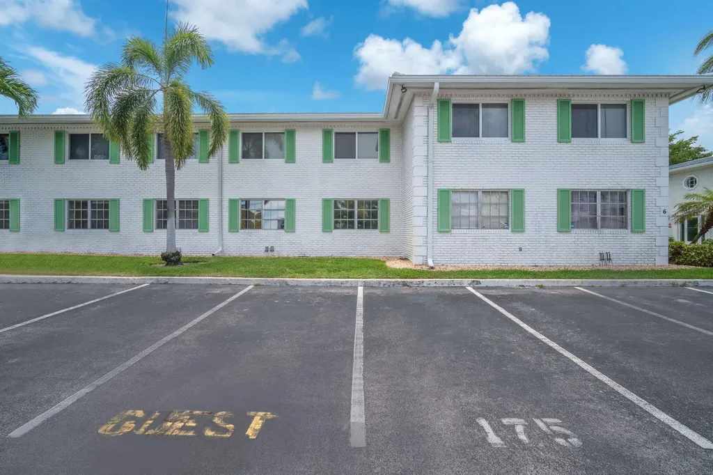 1851 NE 62nd Street Fort Lauderdale FL 33308
