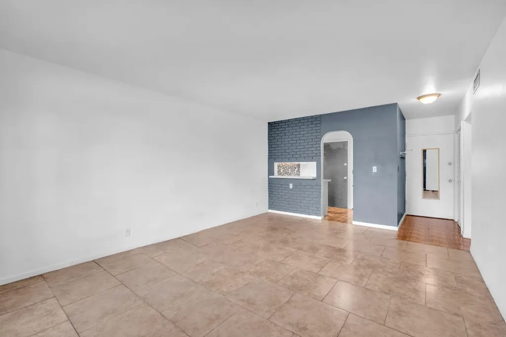 1851 NE 62nd Street Fort Lauderdale FL 33308