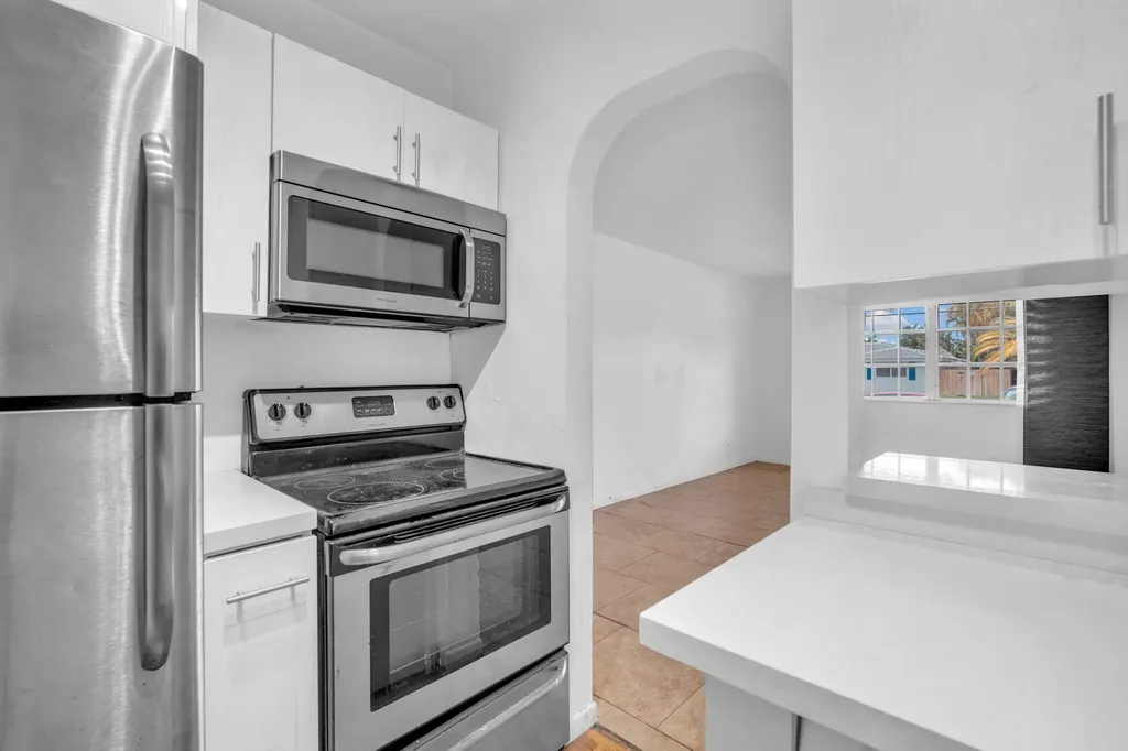 1851 NE 62nd Street Fort Lauderdale FL 33308