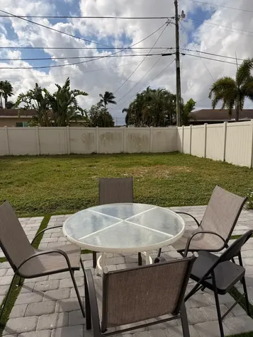 6817 Florida Drive Lake Worth FL 33462