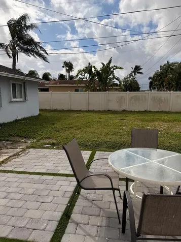 6817 Florida Drive Lake Worth FL 33462