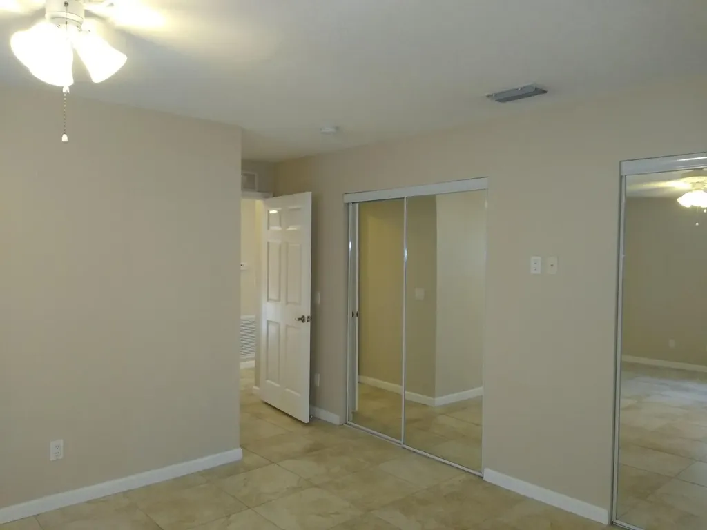 2082 SE Wild Meadow Circle Port St Lucie FL 34952