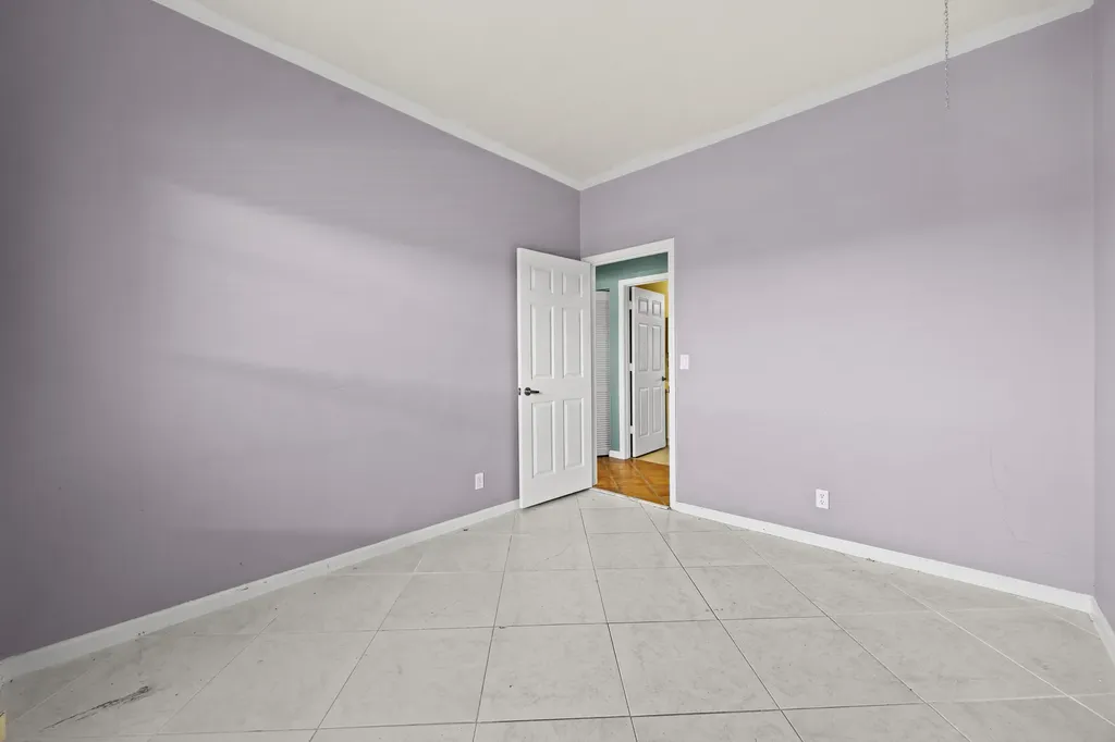105 Monterey Way Royal Palm Beach FL 33411