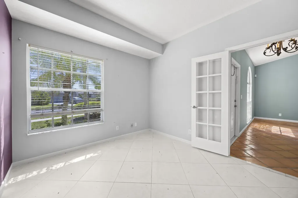 105 Monterey Way Royal Palm Beach FL 33411