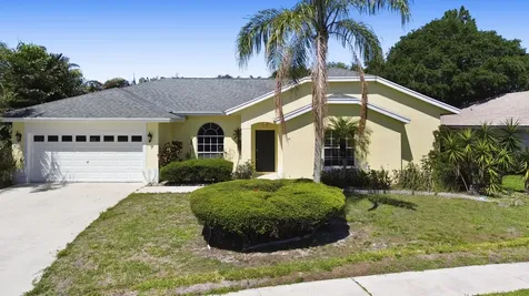 105 Monterey Way Royal Palm Beach FL 33411