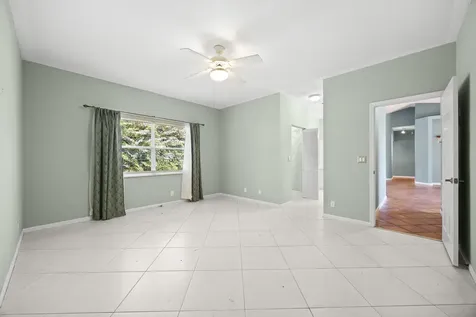 105 Monterey Way Royal Palm Beach FL 33411