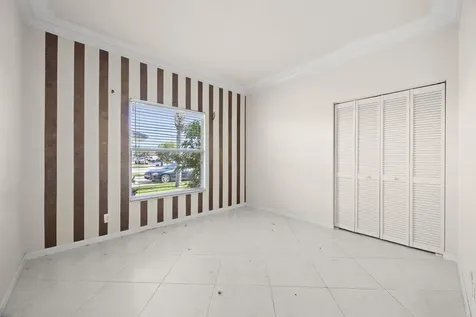105 Monterey Way Royal Palm Beach FL 33411