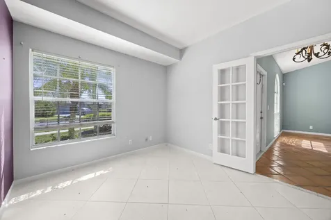 105 Monterey Way Royal Palm Beach FL 33411