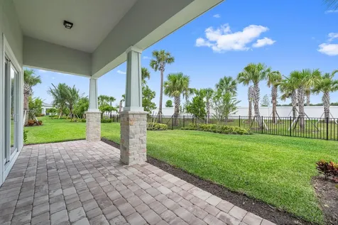 10546 Northbrook Circle Palm Beach Gardens FL 33412