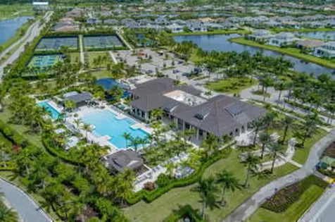 10546 Northbrook Circle Palm Beach Gardens FL 33412