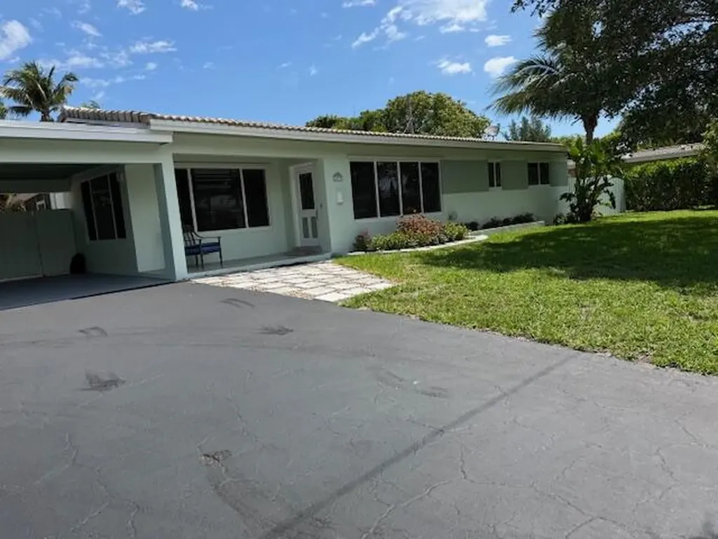 1575 NE 47th Street Oakland Park FL 33334