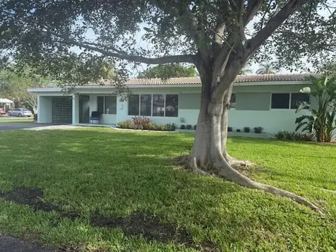 1575 NE 47th Street Oakland Park FL 33334