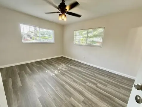 1575 NE 47th Street Oakland Park FL 33334
