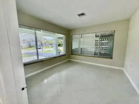 1575 NE 47th Street Oakland Park FL 33334