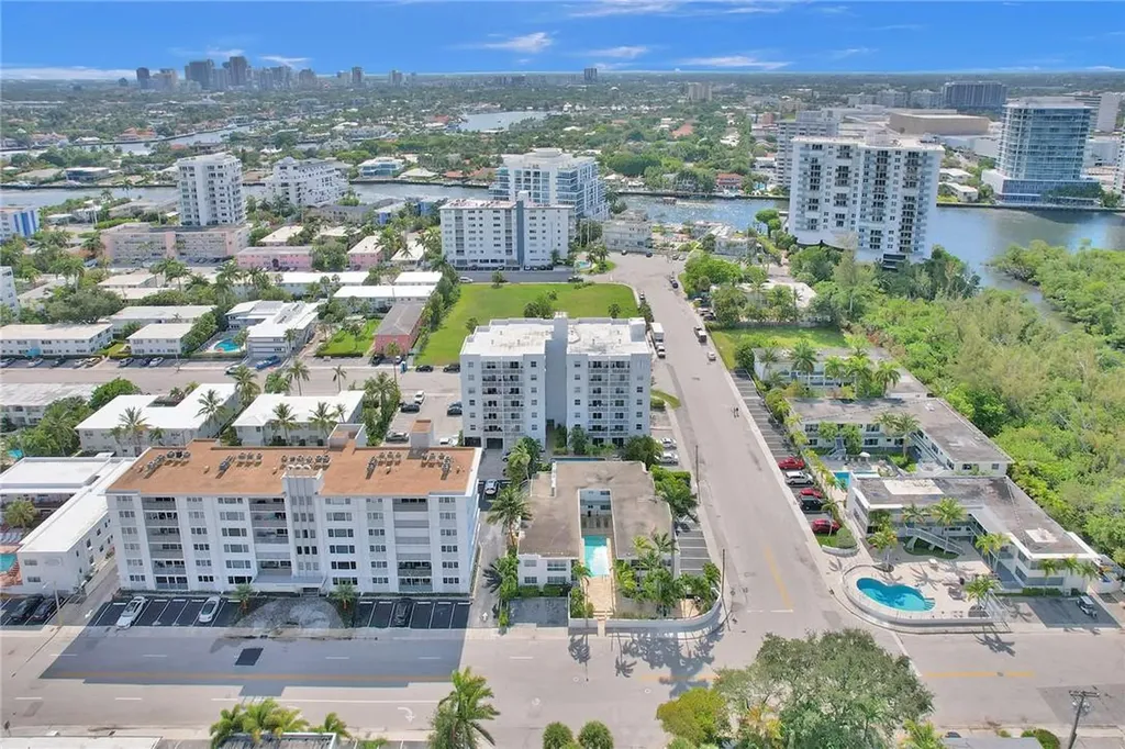 720 Orton Avenue Fort Lauderdale FL 33304
