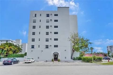 720 Orton Fort Lauderdale FL 33304