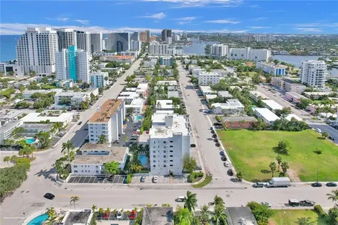 720 Orton Fort Lauderdale FL 33304