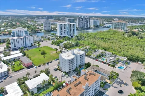 720 Orton Fort Lauderdale FL 33304