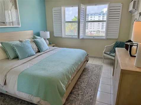 720 Orton Fort Lauderdale FL 33304