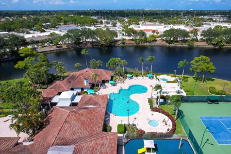 2211 Soundings Court Greenacres FL 33413