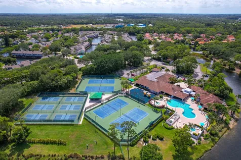 2211 Soundings Court Greenacres FL 33413