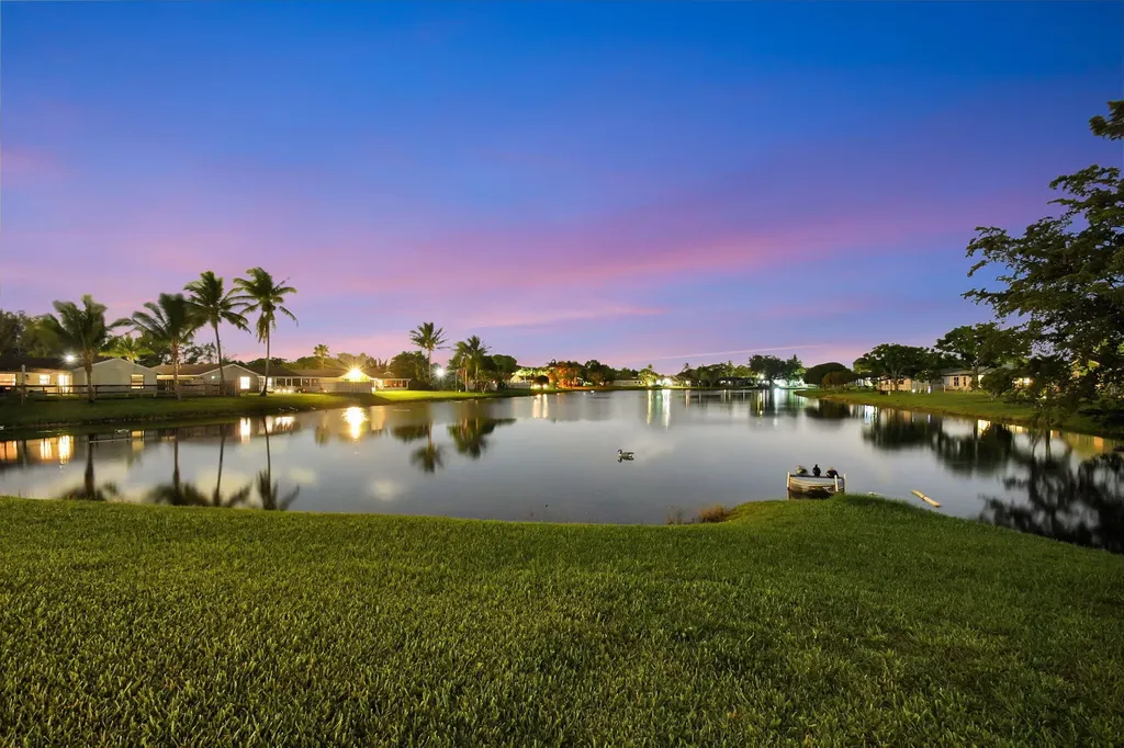 5363 Benjamin Avenue Boynton Beach FL 33472