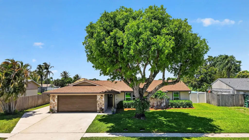 5363 Benjamin Avenue Boynton Beach FL 33472