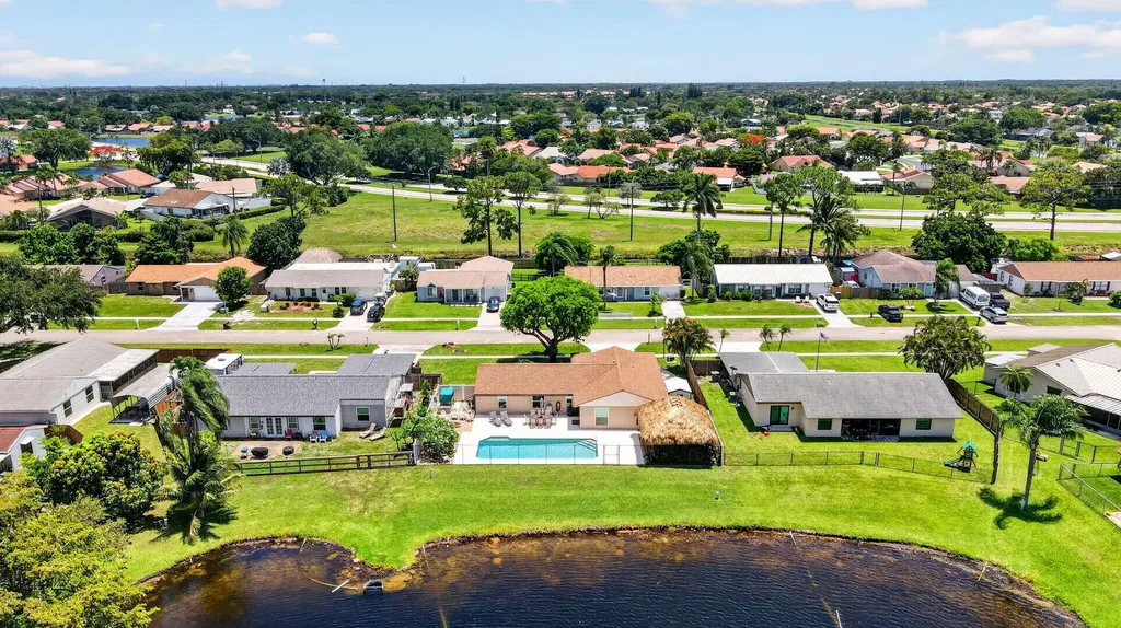 5363 Benjamin Avenue Boynton Beach FL 33472