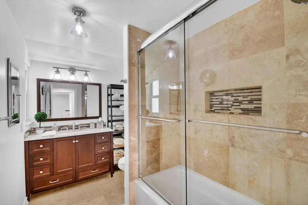 5363 Benjamin Avenue Boynton Beach FL 33472