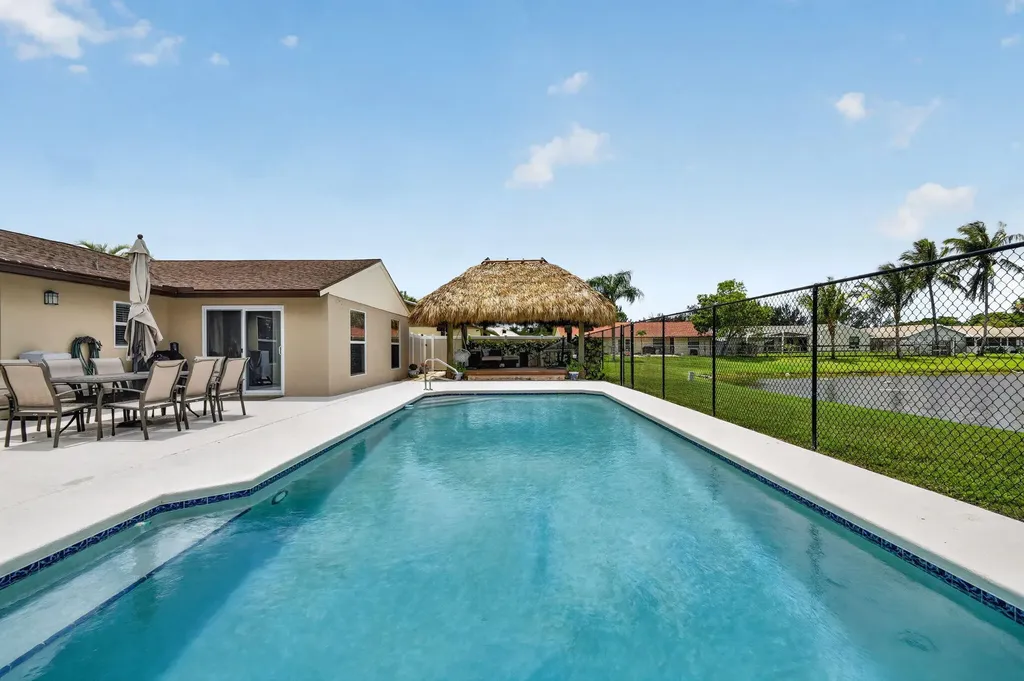 5363 Benjamin Avenue Boynton Beach FL 33472
