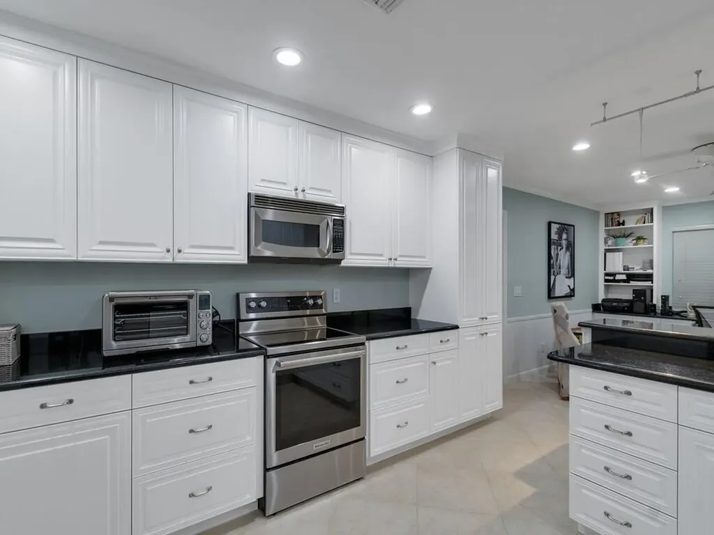 2301 Avalon Avenue Vero Beach FL 32960