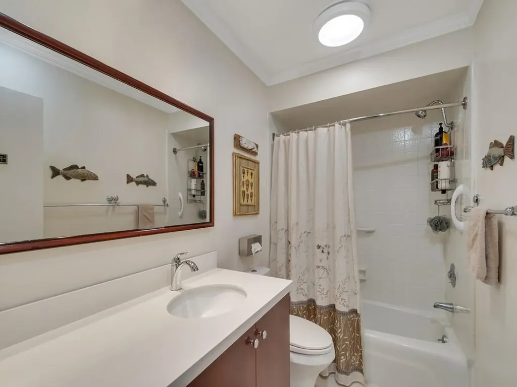 2301 Avalon Avenue Vero Beach FL 32960