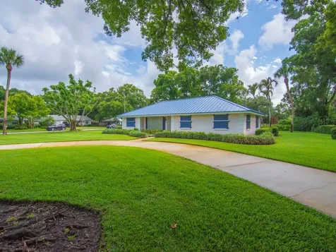 2301 Avalon Avenue Vero Beach FL 32960