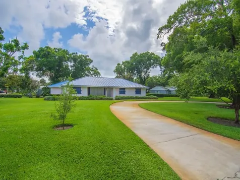 2301 Avalon Avenue Vero Beach FL 32960