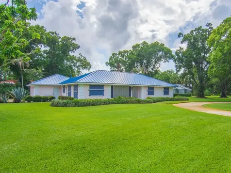 2301 Avalon Avenue Vero Beach FL 32960