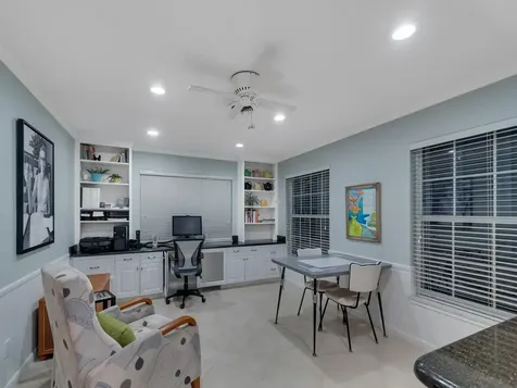 2301 Avalon Avenue Vero Beach FL 32960