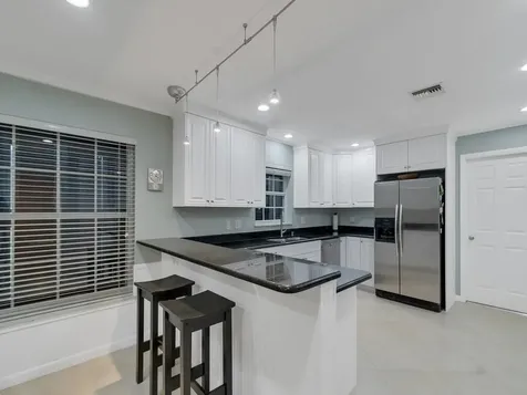 2301 Avalon Avenue Vero Beach FL 32960