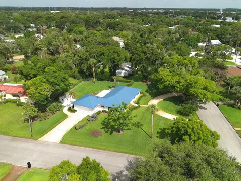 2301 Avalon Avenue Vero Beach FL 32960