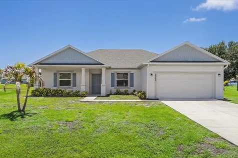 2063 SE South Buttonwood Drive Port St Lucie FL 34952