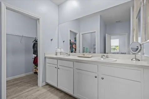 2063 SE South Buttonwood Drive Port St Lucie FL 34952