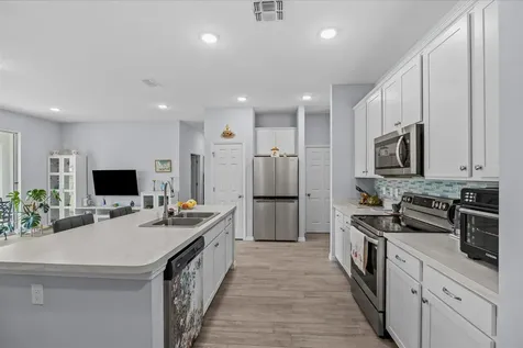 2063 SE South Buttonwood Drive Port St Lucie FL 34952