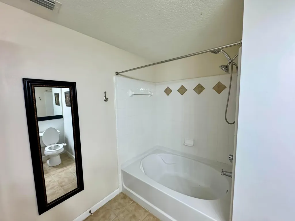 9857 Baywinds West Palm Beach FL 33411