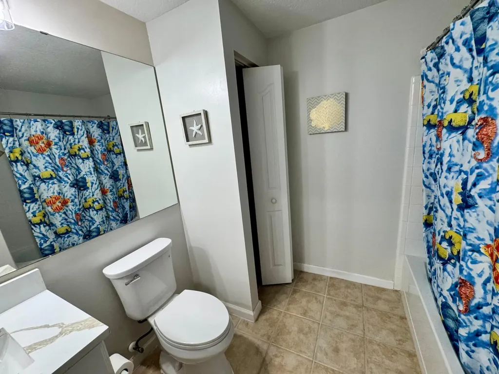 9857 Baywinds West Palm Beach FL 33411