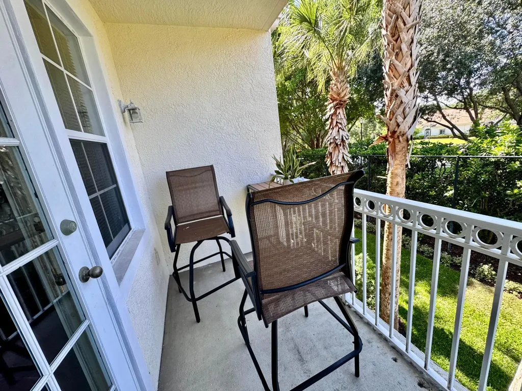 9857 Baywinds West Palm Beach FL 33411
